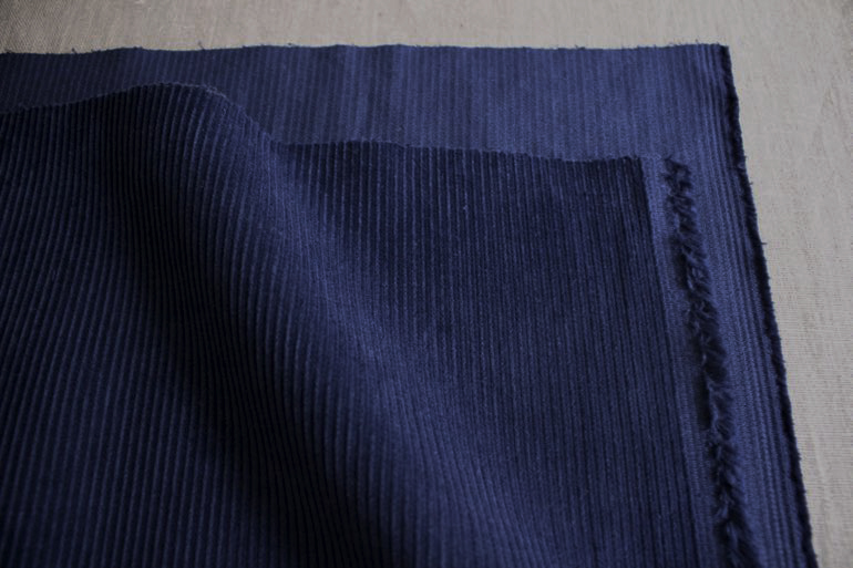 Jc 8w太コール天　バレリー ネイビー